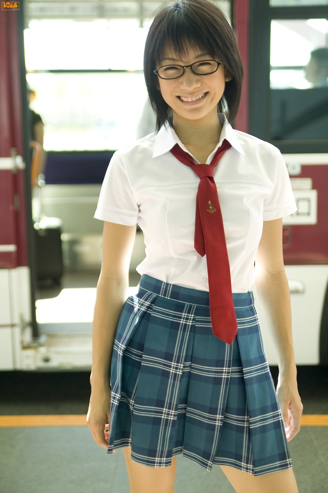 [SlickDog-AmiTokito_schoolgirl_05[2].jpg]