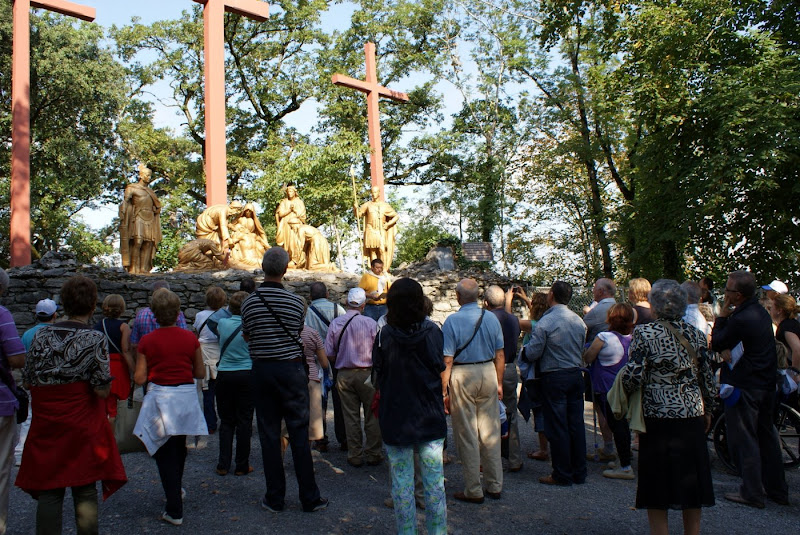Via Crucis en el Santuario de Lourdes
