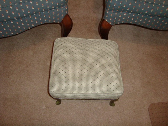 wing chairs 011