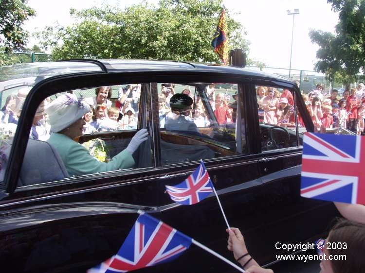 [elizabeth04[4].jpg]