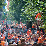 Canal of people.