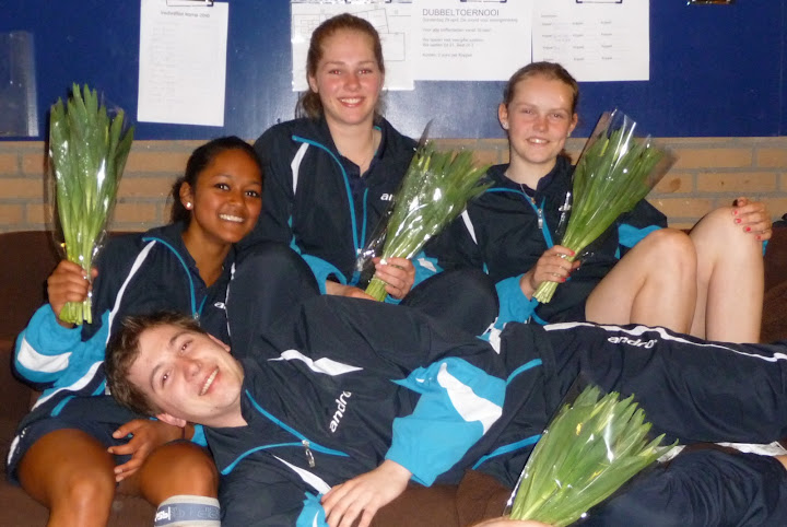 Meisjes 1 en coach Meisjes 1 naar de finale!