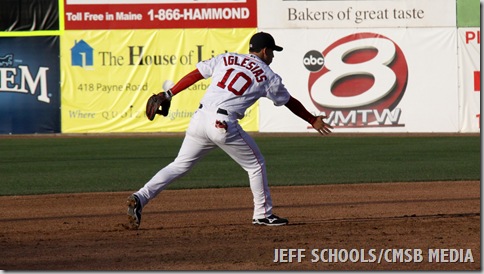 SEA DOGS VS ROCK CATS 075A