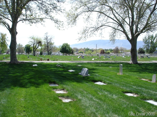 [LehiUtahcemeteryview117.jpg]
