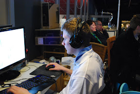 Crossfire Intel Challenge - Dzie� 3