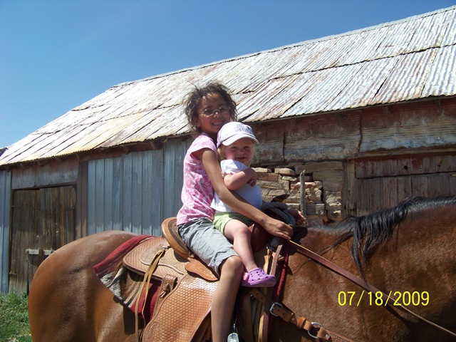 [riding the horse 037[3].jpg]