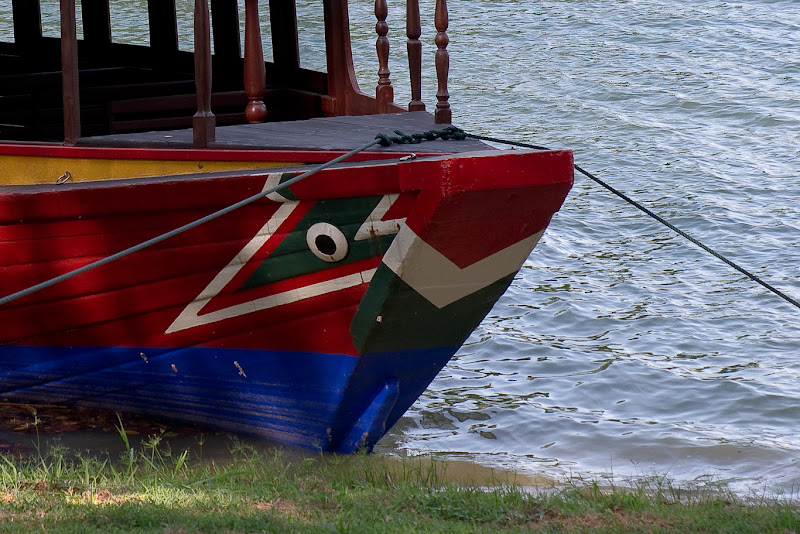 Bumboat with painted eyes