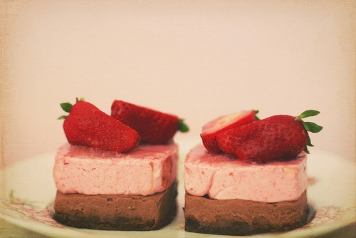 [StrawberryChocolateIcecreamCake8.jpg]