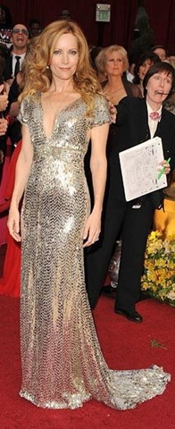 [Leslie Mann[24].jpg]