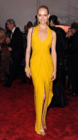 [Amber Valletta[7].jpg]