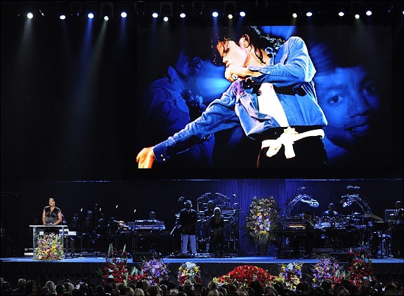 [MJ memorial[4].jpg]