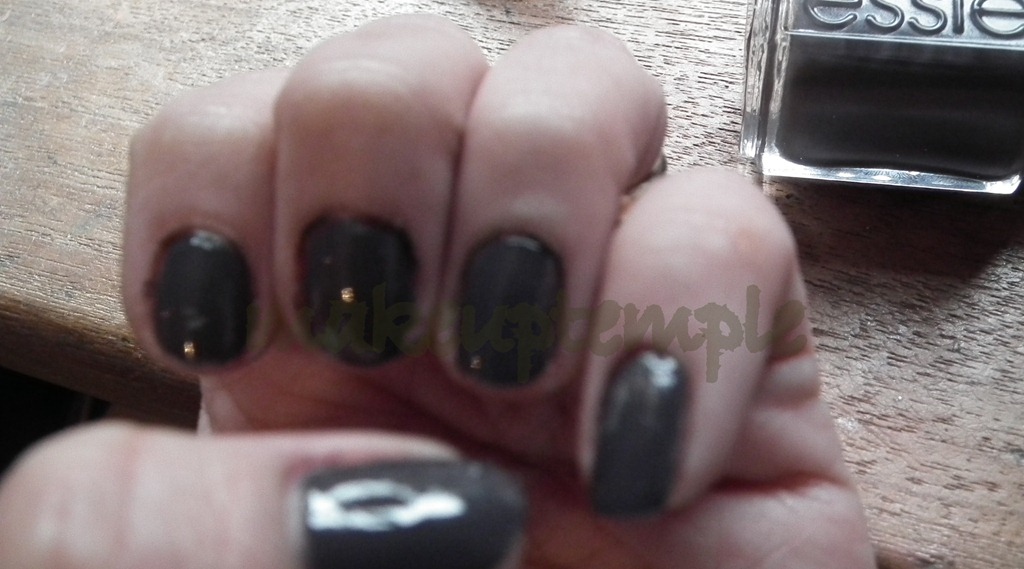[essiesmk[5].jpg]