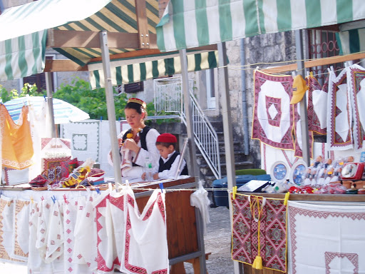  Cilipi ; tout le charme du folklore et de lartisanat dalmate (région de Dubrovnik)