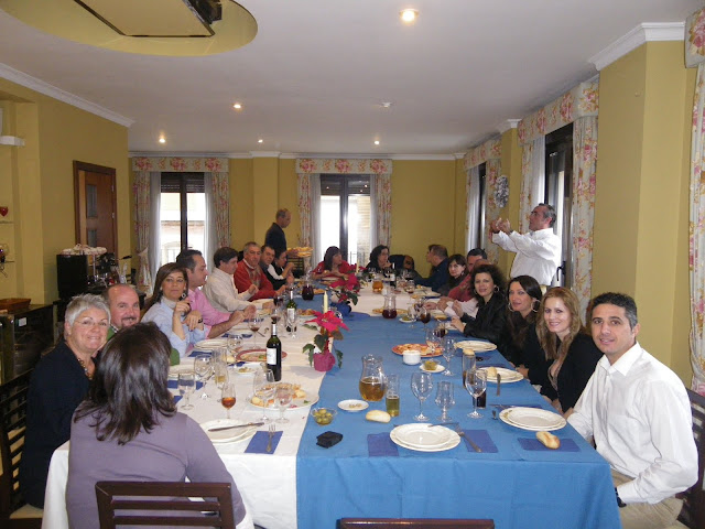 EL%20BOSQUE%2C%20ANIVERSARIO%2C%20COMIDA%20SOLITARI%40S%202010%20033.JPG