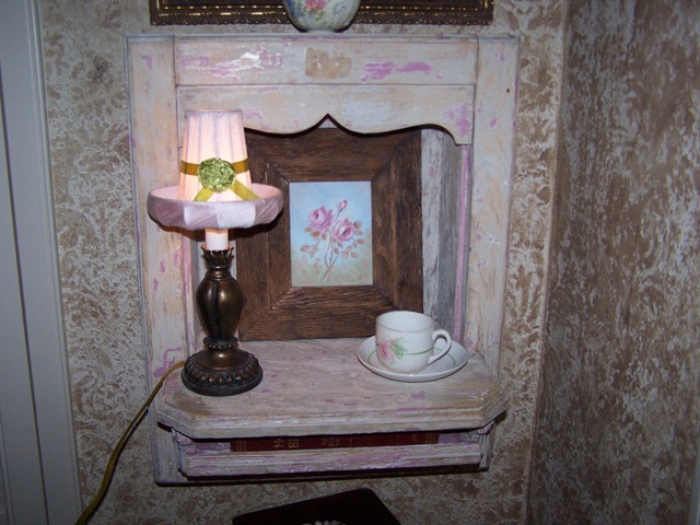 [telephone niche[14].jpg]