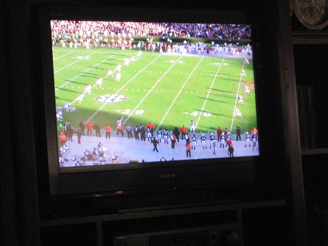 [blackfridayandironbowl02510.jpg]