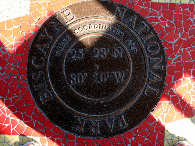 http://lh4.ggpht.com/_kwQNCqCi_5c/SWPQQfMPh0I/AAAAAAAAA1U/h3-rOYU0r1s/s640/Biscayne_SN.jpg