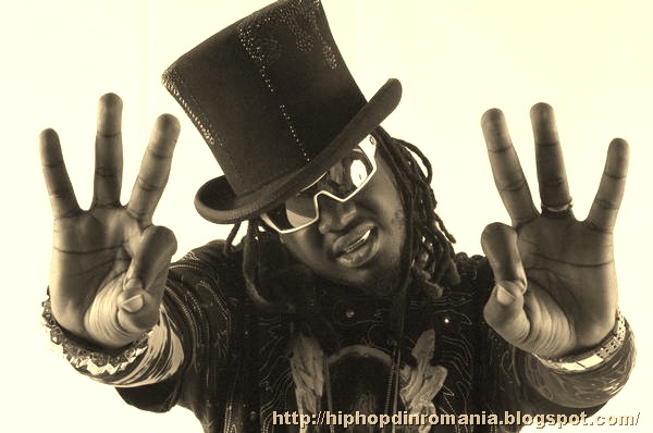 [tpain11[8].jpg]