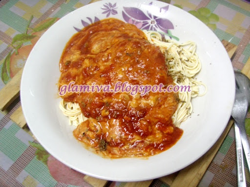 dinner of the night tuna with tomato sauce angel hair pasta