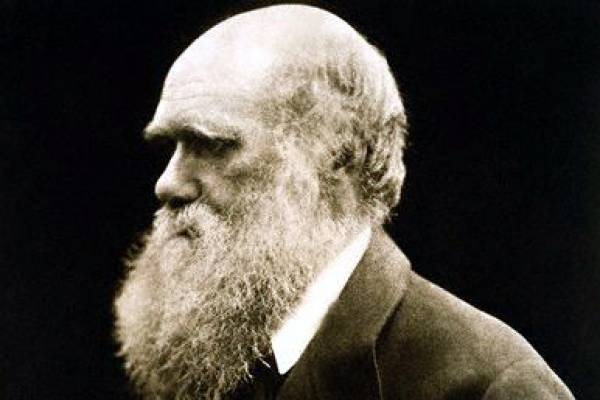 [charles-darwin[3].jpg]