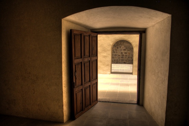 [CuitzeoDoorways3.jpg]