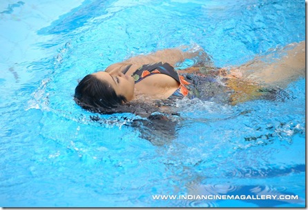 vamala raman swimsuit  02.01.10 (32)