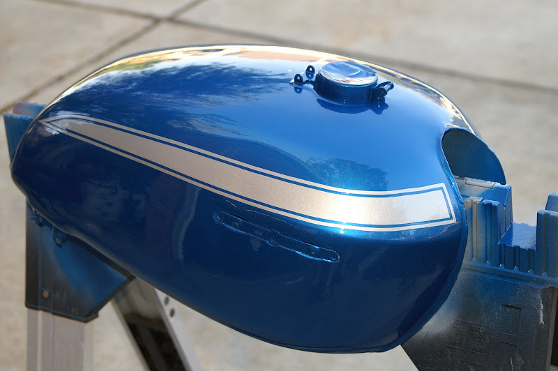 tank stripes Honda Twins