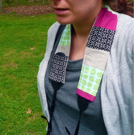 [Camera_Strap_Cover_Gwenny_Penny_8[3].jpg]