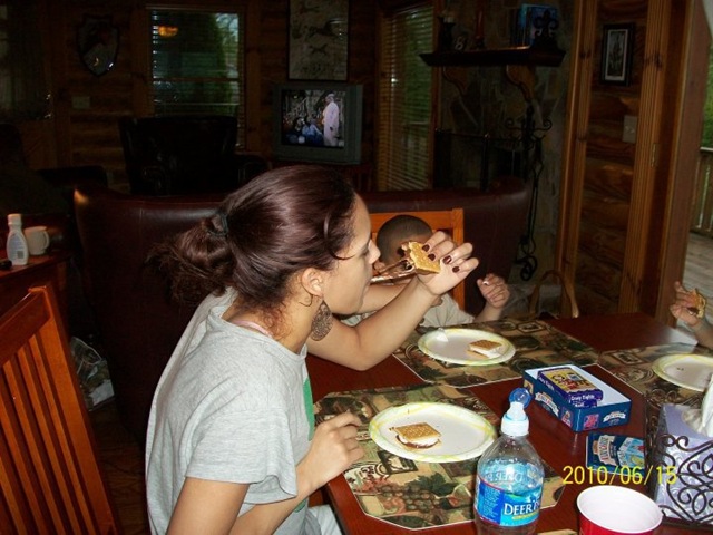 [Kids Enjoying S'mores[2].jpg]