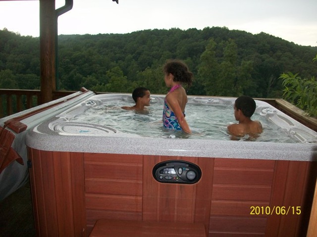 [Kids in Hot tub[2].jpg]