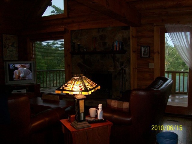 [Living Room[2].jpg]