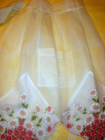 [Blog_Apron Giveaway 3 (Medium)[13].jpg]