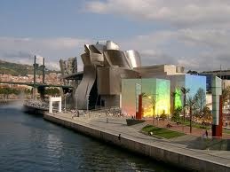 [Museo_Guggenheim_de_Bilbao[2].jpg]