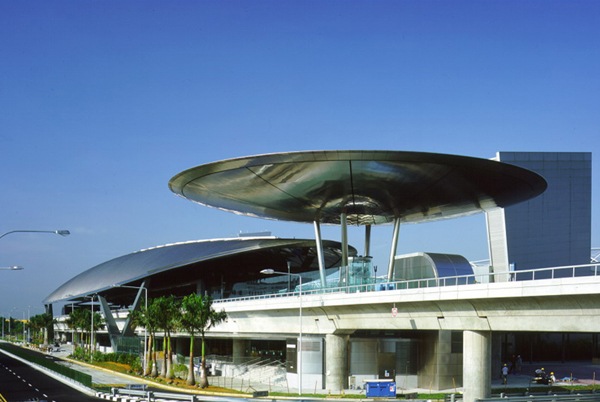 [norman-foster-Expo-Station-Singapore-norman-foster-arquitectura-contemporanea-high-tech-neo-arquitectura[5].jpg]
