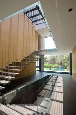 [Diseño-de-interiores-casas-modernas-arquitectura-contemporanea-diseño-escaleras[3].jpg]