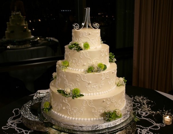 [wedding cake[2].jpg]