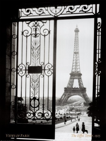 [HG1090~Paris-France-View-of-the-Eiffel-Tower-Posters[8].jpg]