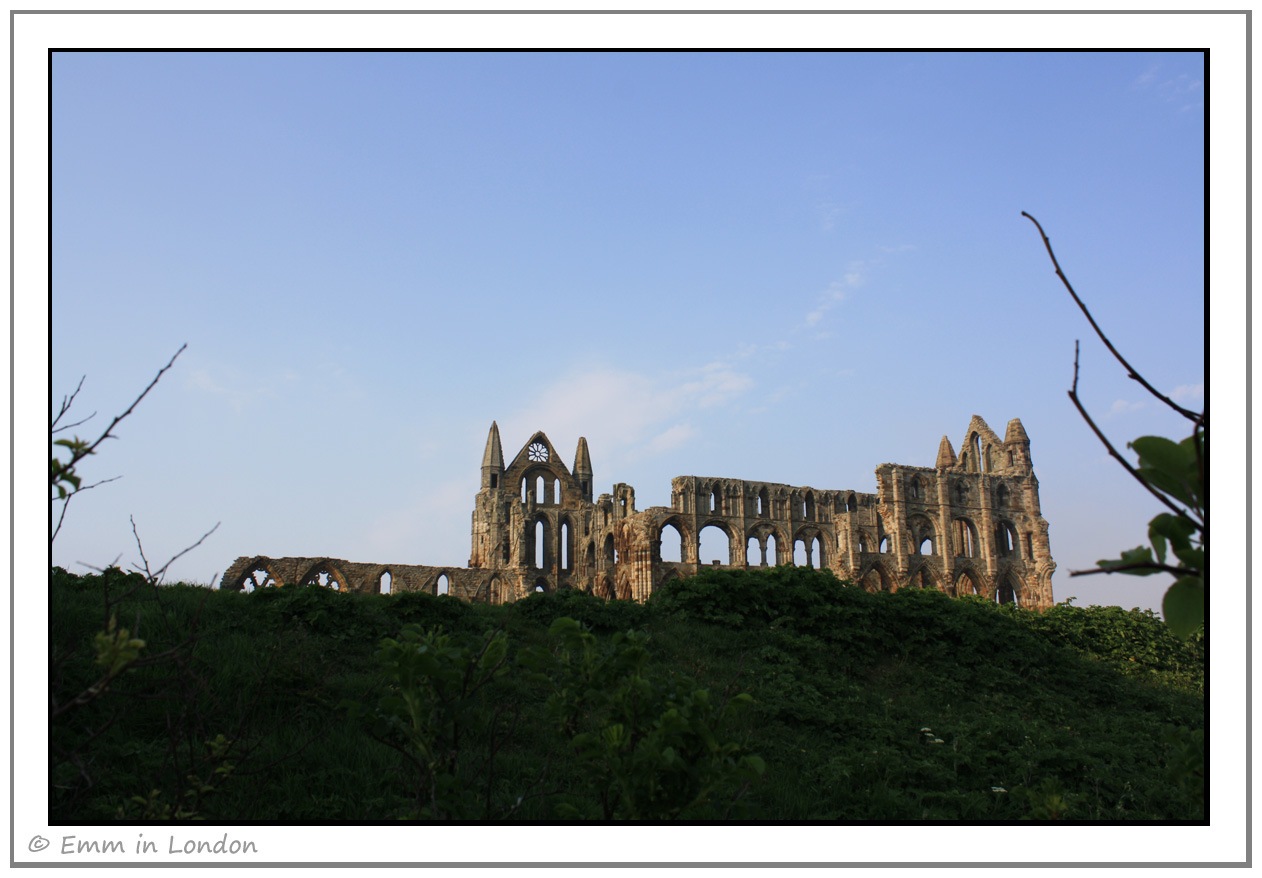 [The Ruins of Whitby Abbey (1)[3].jpg]