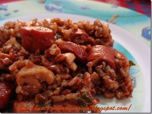 arroz-vermelho-com-linguiça-da-roça arroz-vermelho-com-linguiça-da-roça