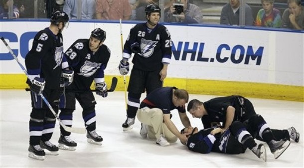 lightning_april2_10rangers2.jpg