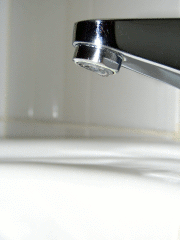 برنامج و إذاعه مدرسية عن ترشيد الماء  Water_drop_animation_enhanced_small_thumb