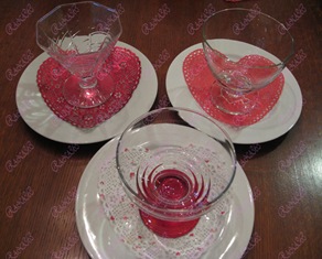 طاولة عشاء رومانسية Valentine-table-decor-034_thumb%5B2%5D