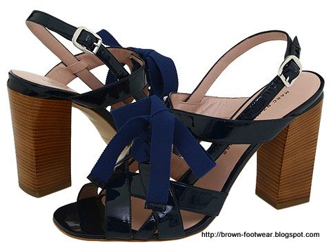 Brown footwear:LOGO83132