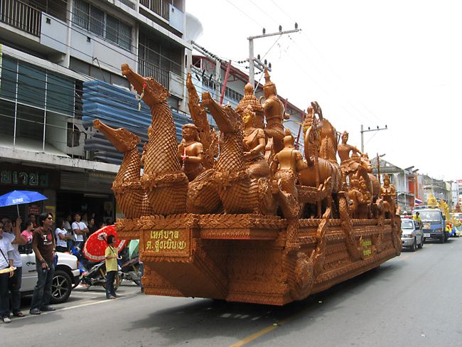 รูปภาพ ประเพณี งานวัน เข้าพรรษา ของไทย Part 1