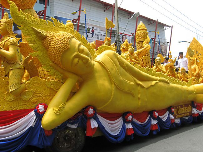 รูปภาพ ประเพณี งานวัน เข้าพรรษา ของไทย Part 1