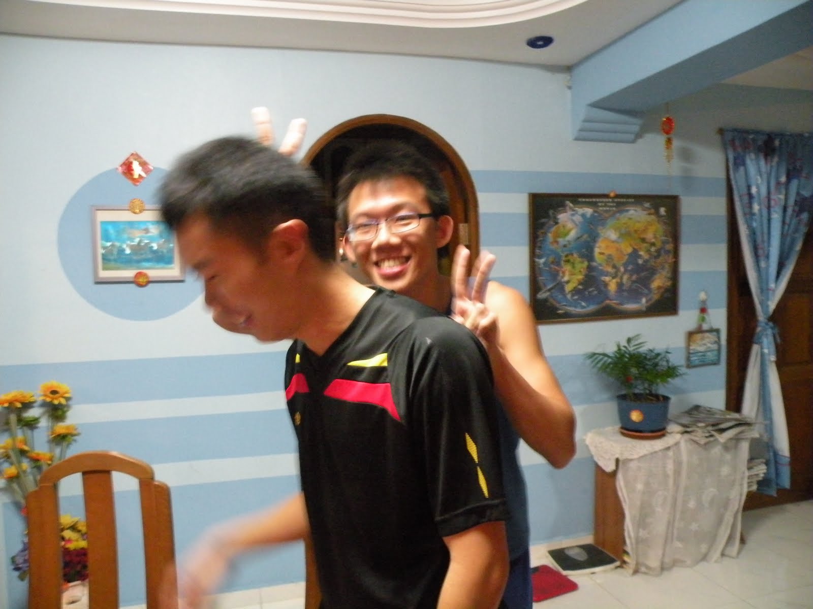 [DSCN38222.jpg]