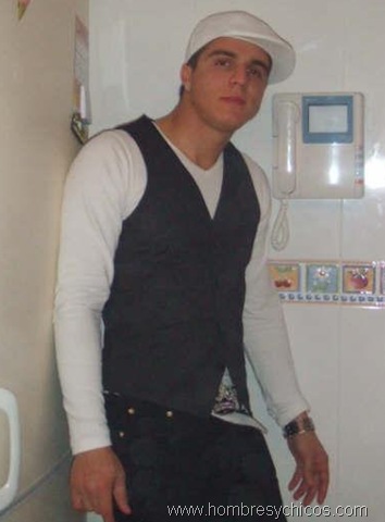 [colombianos hombres[8].jpg]