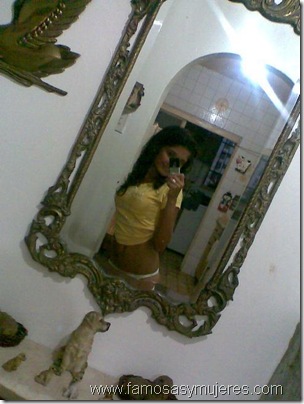 chicas con celular
