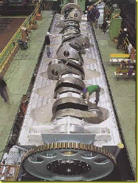 BIG-engine-crankshaft