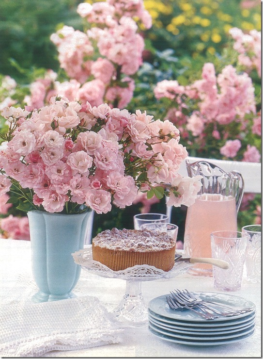 Casa de Valentina - via Country Home - para um chá bem feminino